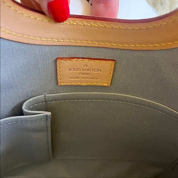 Louis Vuitton Beige and Tan Tote Bag - Picture 12 of 16